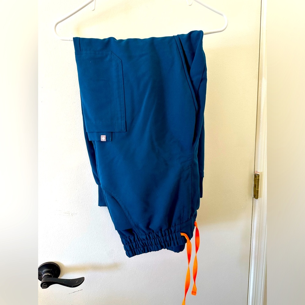 Figs scrub pants